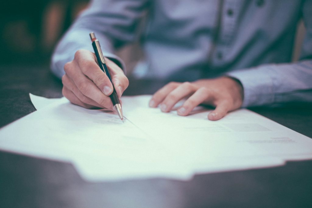 Signature d'un pré état daté après finalisation avec l'équipe Cemafa